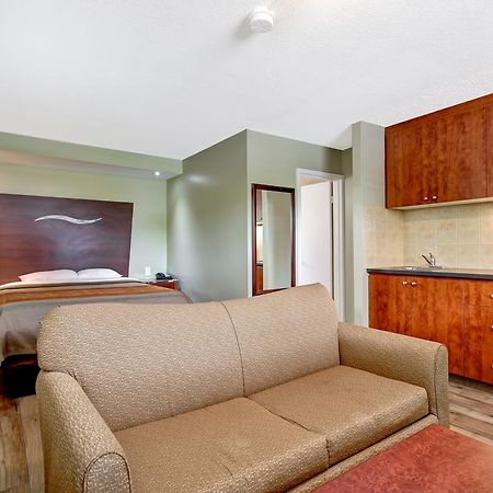 Burlington Inn Экстерьер фото